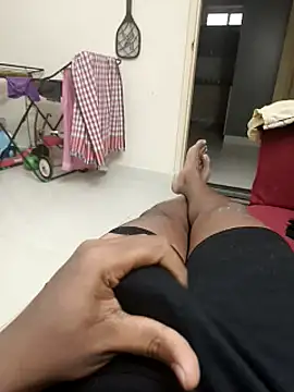 mkmony online show from March 2025 10:02:02 AM