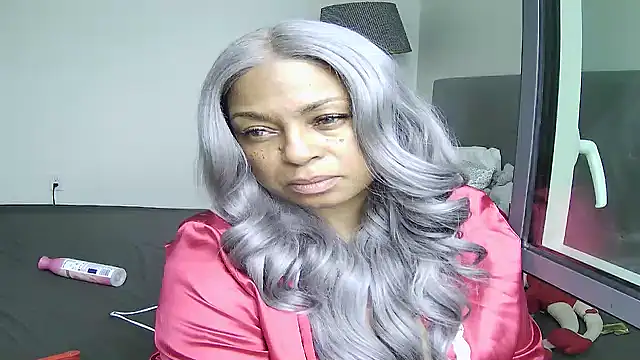 Snapshot of MSweetLindaParks chatting on June 2026 03:31:02 PM MSweetLindaParks online show from June 2026 03:31:02 PM