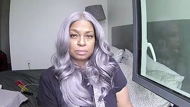 Snapshot of MSweetLindaParks chatting on June 2026 01:09:02 PM MSweetLindaParks online show from June 2026 01:09:02 PM