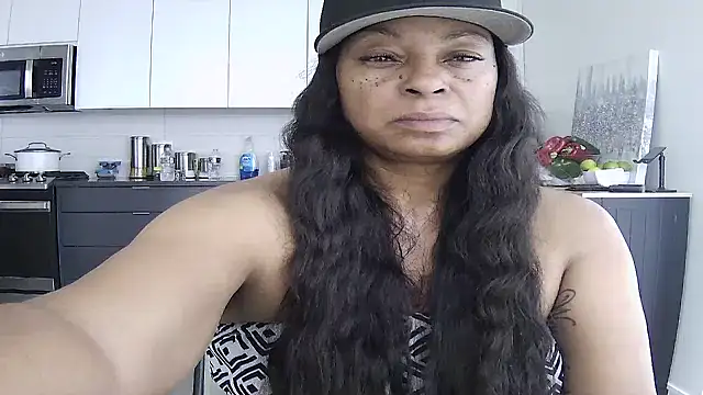 Snapshot of MSweetLindaParks chatting on August 2026 02:31:01 PM MSweetLindaParks online show from August 2026 02:31:01 PM