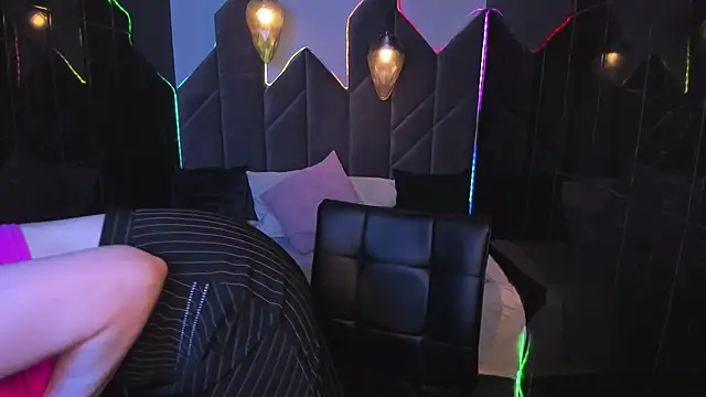 NikaGentle online show from November 2025 06:02:02 AM