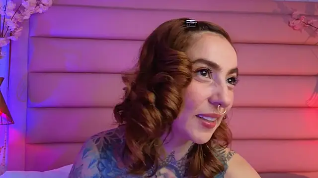 Snapshot of Evangelyne_1 chatting on February 2026 03:38:02 PM Evangelyne 1 online show from February 2026 03:38:02 PM