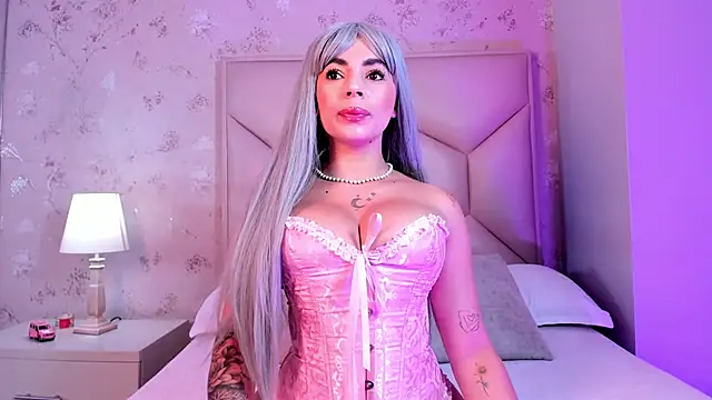 Snapshot of ambar_sullivan chatting on October 2025 11:43:02 AM ambar sullivan online show from October 2025 11:43:02 AM