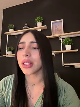 isabella jade online show from February 2026 09:35:01 PM