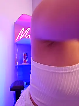 miaeyes online show from January 2025 06:38:02 PM