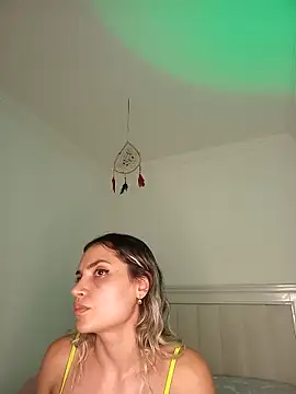 Snapshot of ASHLEY_BLAIR chatting on April 2026 02:27:02 AM ASHLEY BLAIR online show from April 2026 02:27:02 AM