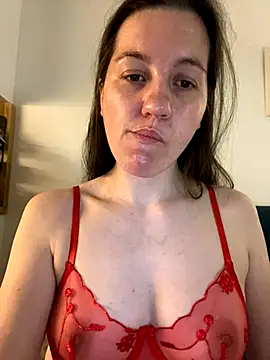 Nicole-Ray online show from November 2025 08:30:01 PM