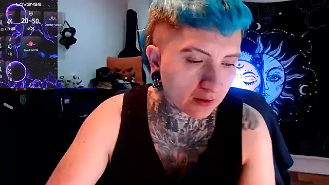 Marieblueeyes online show from February 2025 12:06:01 AM