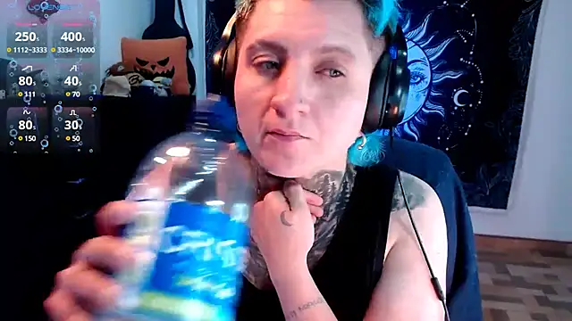 Marieblueeyes online show from February 2025 06:44:01 AM