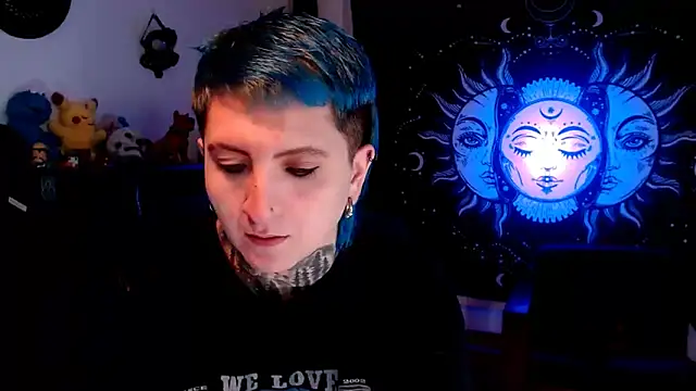 Marieblueeyes online show from March 2025 09:37:01 PM