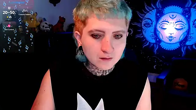 Marieblueeyes online show from March 2025 02:46:01 AM