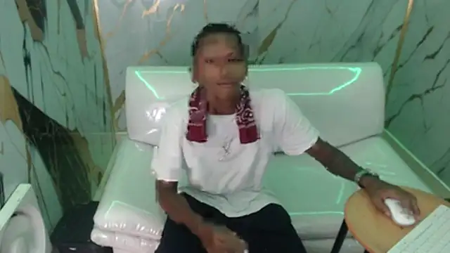 ManSant online show from November 2025 04:34:02 PM