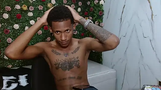 Snapshot of ManSant chatting on February 2026 02:57:02 PM ManSant online show from February 2026 02:57:02 PM