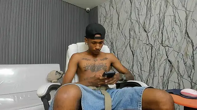 Snapshot of ManSant chatting on February 2026 05:03:02 PM ManSant online show from February 2026 05:03:02 PM