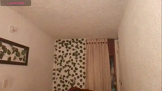 SexDiffrent online show from November 2025 03:36:02 PM