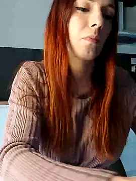 Snapshot of clara-francaise chatting on May 2026 04:01:01 PM clara-francaise online show from May 2026 04:01:01 PM