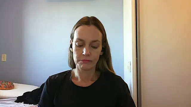 Annylove1 online show from September 2025 11:54:01 AM