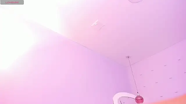 haileystone online show from February 2025 12:00:02 PM