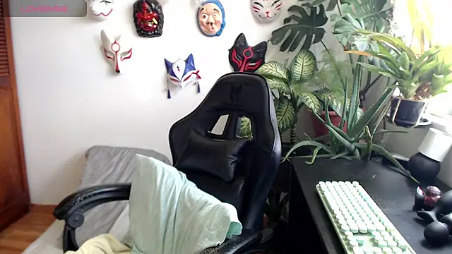 cat salo online show from November 2025 03:44:02 PM