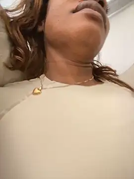  yisela  online show from November 2025 03:12:02 PM