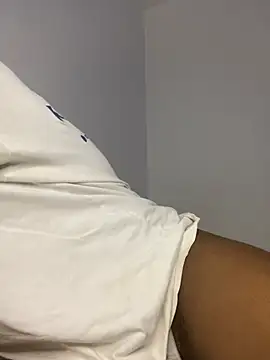  yisela  online show from February 2026 12:18:02 AM