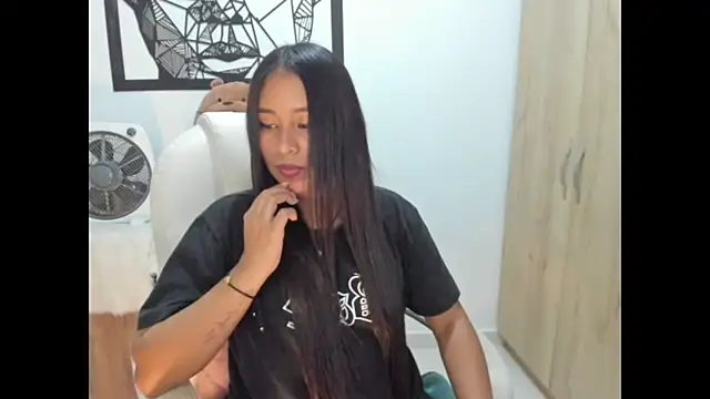 Snapshot of Ciara8 chatting on July 2026 05:35:02 AM Ciara8 online show from July 2026 05:35:02 AM