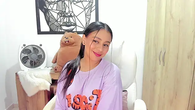 Snapshot of Ciara8 chatting on July 2026 06:07:02 AM Ciara8 online show from July 2026 06:07:02 AM