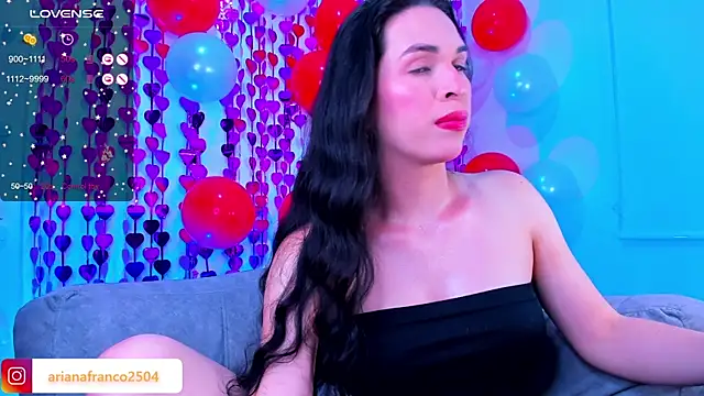 Snapshot of Ariana_f chatting on February 2025 01:42:01 AM Ariana f online show from February 2025 01:42:01 AM