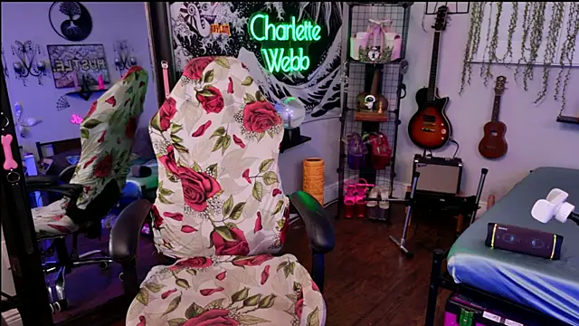 CharletteWebb online show from October 2025 02:30:01 AM