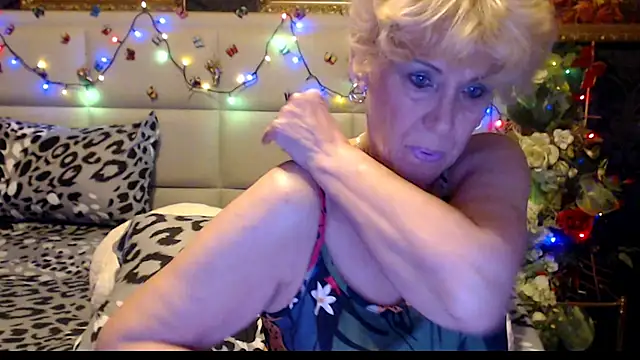 HappyWomanOn online show from November 2025 10:10:02 AM