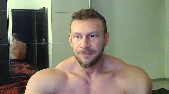 Snapshot of muscularkevin chatting on December 2024 05:09:02 AM muscularkevin online show from December 2024 05:09:02 AM