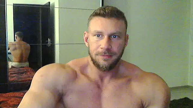 Snapshot of muscularkevin chatting on December 2024 02:28:01 PM muscularkevin online show from December 2024 02:28:01 PM