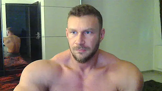 Snapshot of muscularkevin chatting on December 2024 01:27:02 PM muscularkevin online show from December 2024 01:27:02 PM