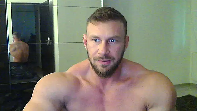 Snapshot of muscularkevin chatting on February 2025 02:33:02 PM muscularkevin online show from February 2025 02:33:02 PM