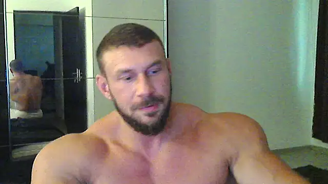 Snapshot of muscularkevin chatting on September 2025 01:22:02 PM muscularkevin online show from September 2025 01:22:02 PM