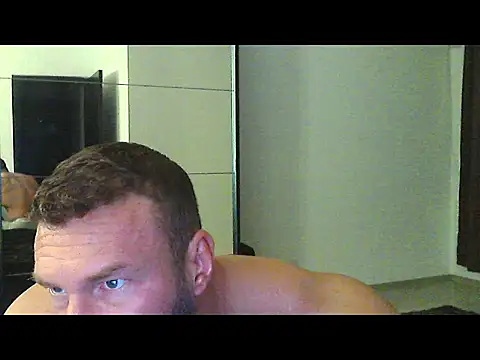 Snapshot of muscularkevin chatting on September 2025 03:32:02 AM muscularkevin online show from September 2025 03:32:02 AM