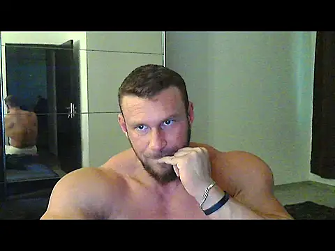 Snapshot of muscularkevin chatting on October 2025 01:20:01 PM muscularkevin online show from October 2025 01:20:01 PM