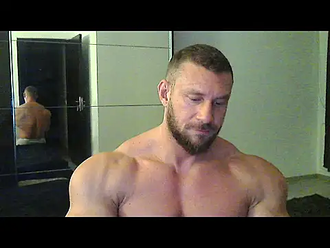 Snapshot of muscularkevin chatting on October 2025 04:00:02 AM muscularkevin online show from October 2025 04:00:02 AM