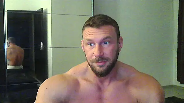 Snapshot of muscularkevin chatting on October 2025 03:29:01 AM muscularkevin online show from October 2025 03:29:01 AM