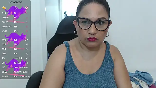 Snapshot of Katha_Marck chatting on October 2025 10:17:02 PM Katha Marck online show from October 2025 10:17:02 PM