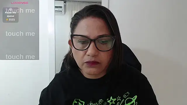 Katha Marck online show from January 2026 02:00:01 PM