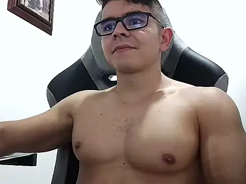 Snapshot of MILCARITAS3 chatting on February 2026 06:59:01 PM MILCARITAS3 online show from February 2026 06:59:01 PM