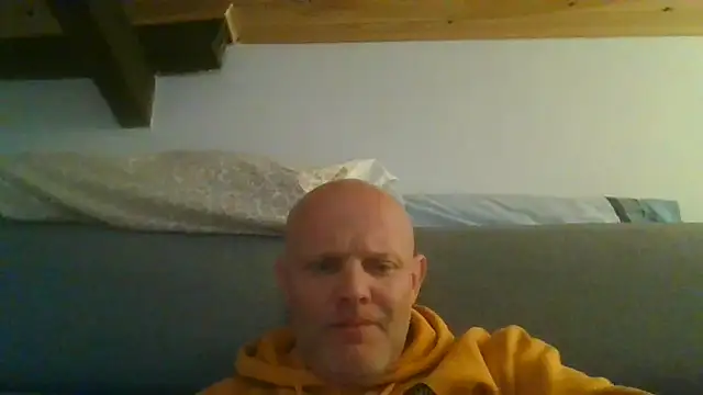 Snapshot of davigochi77bcn chatting on November 2025 08:02:02 PM davigochi77bcn online show from November 2025 08:02:02 PM