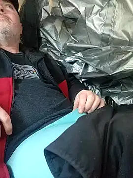 Hotredheadandtoungelasher online show from January 2025 01:21:01 PM