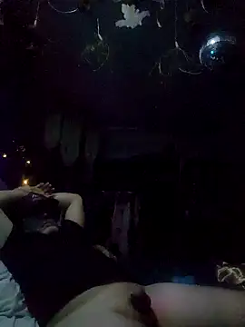 Hotredheadandtoungelasher online show from October 2025 08:57:02 AM