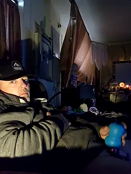 Hotredheadandtoungelasher online show from November 2025 01:22:01 PM