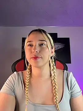 Irisweet  online show from October 2025 10:43:02 PM