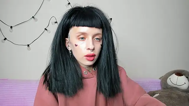 FlowerOfSin2001 online show from October 2025 03:53:01 PM