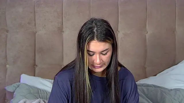 Snapshot of RachelSimpson chatting on November 2025 06:26:01 PM RachelSimpson online show from November 2025 06:26:01 PM