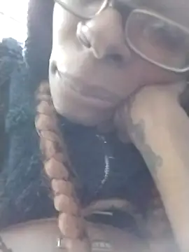 Snapshot of Jasmine_FullsShine chatting on December 2025 02:43:02 PM Jasmine FullsShine online show from December 2025 02:43:02 PM